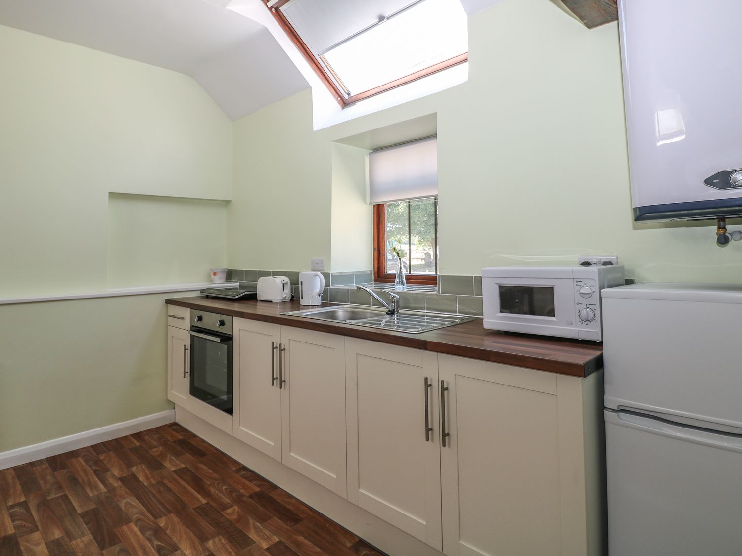 Newton House Apartment, Peak District