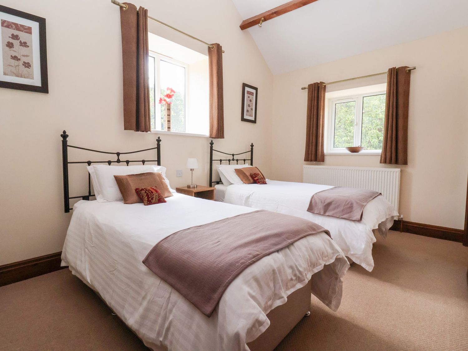 Winsall Court I, Yorkshire