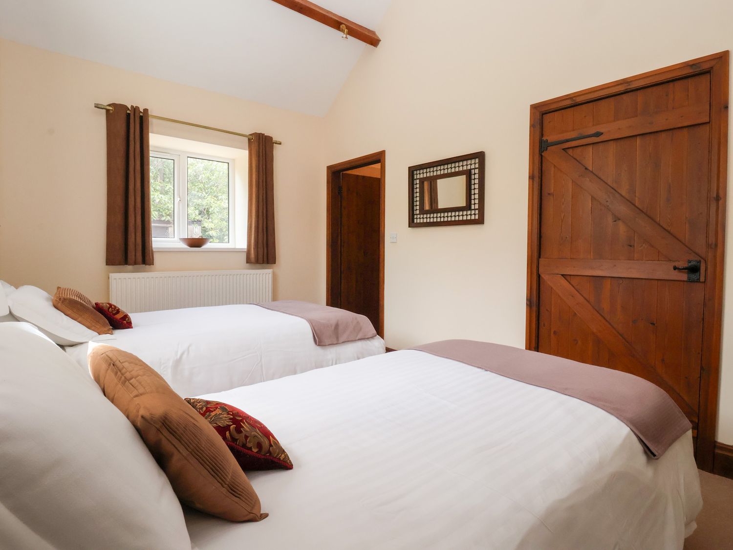 Winsall Court I, Yorkshire