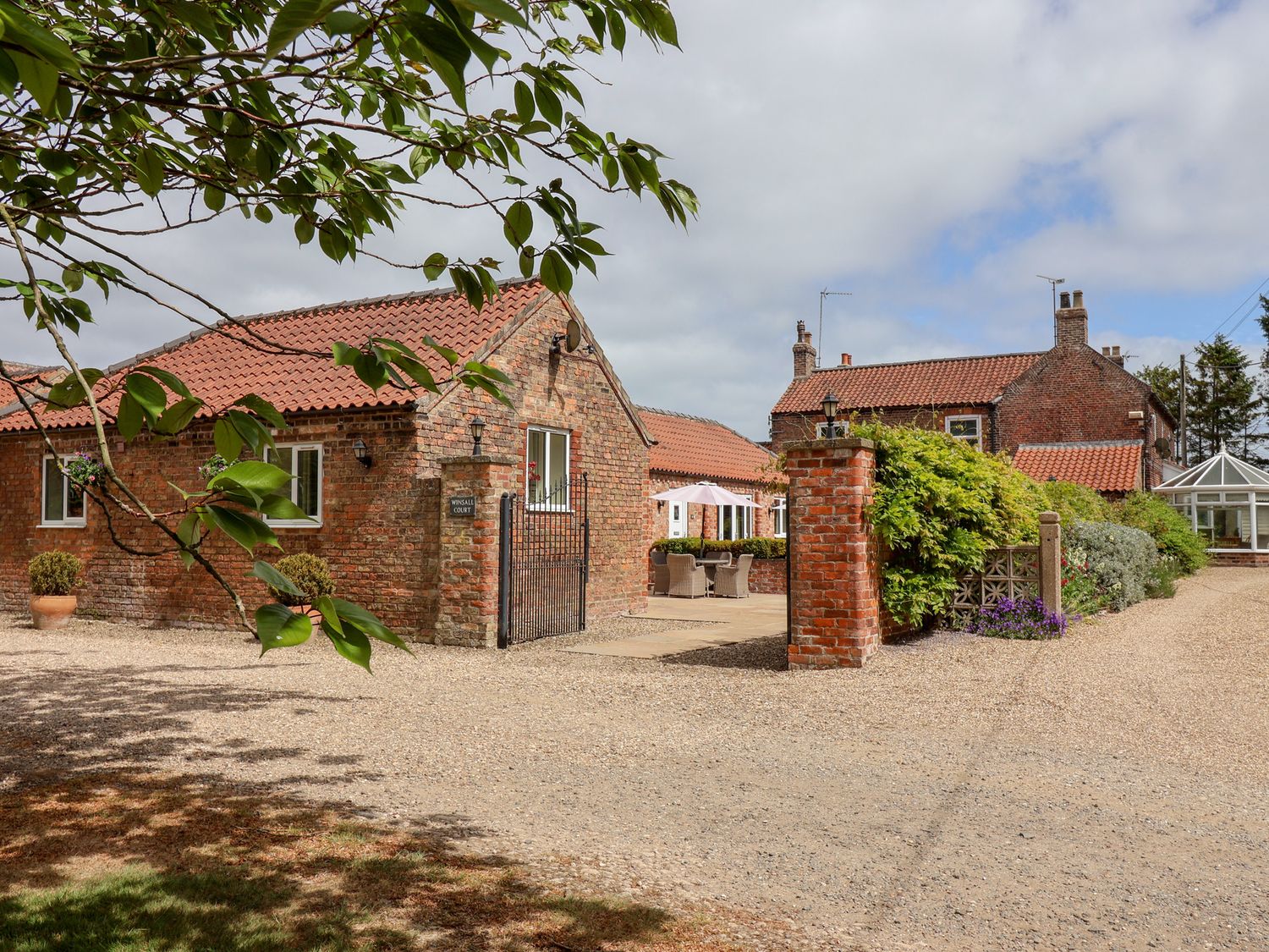 Winsall Court I, Yorkshire
