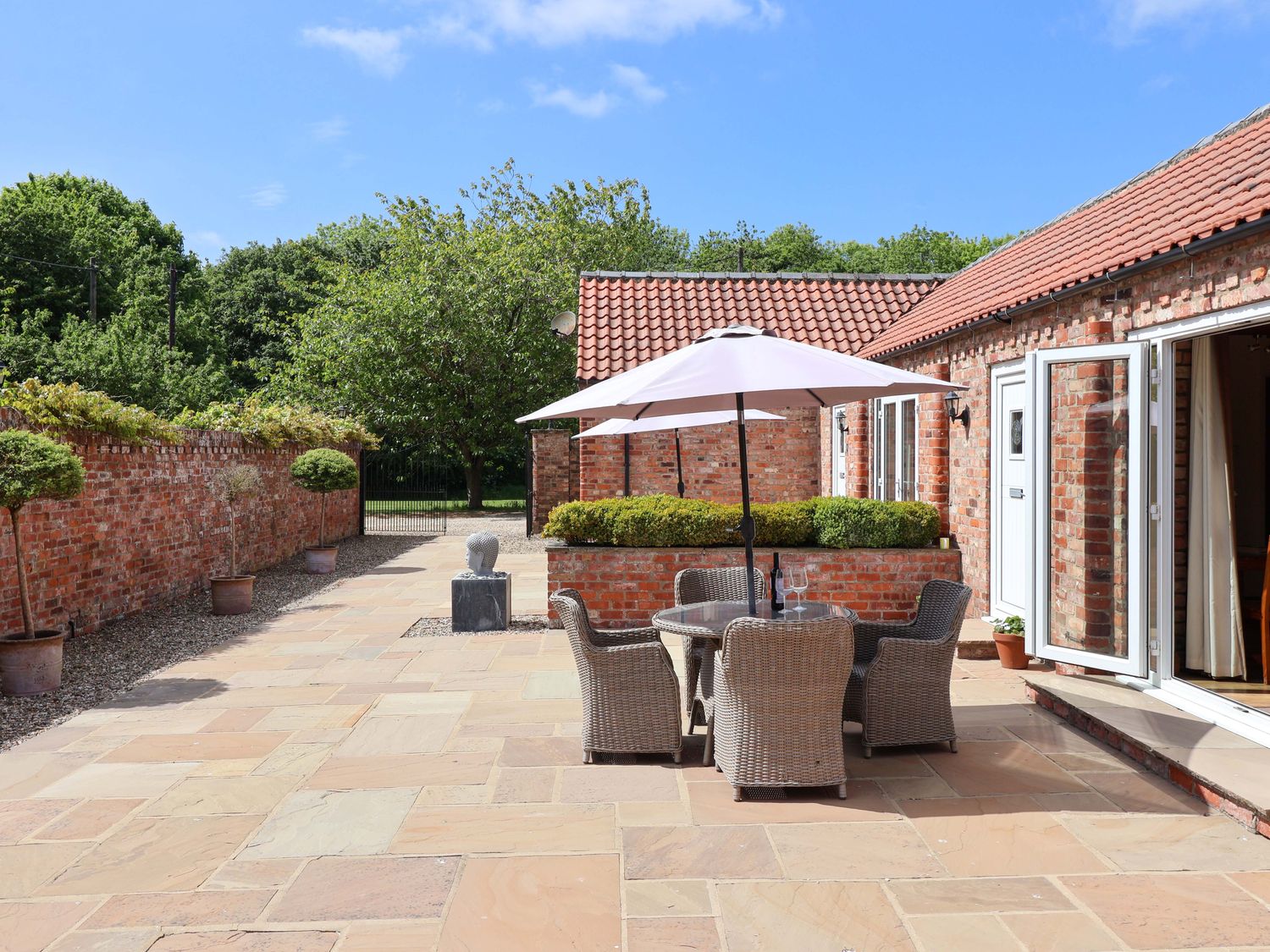 Winsall Court II, Yorkshire