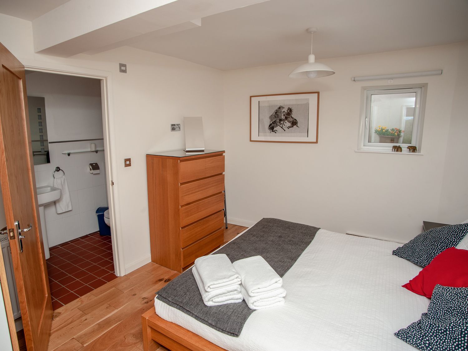 Plum Hill Apartment, Shropshire