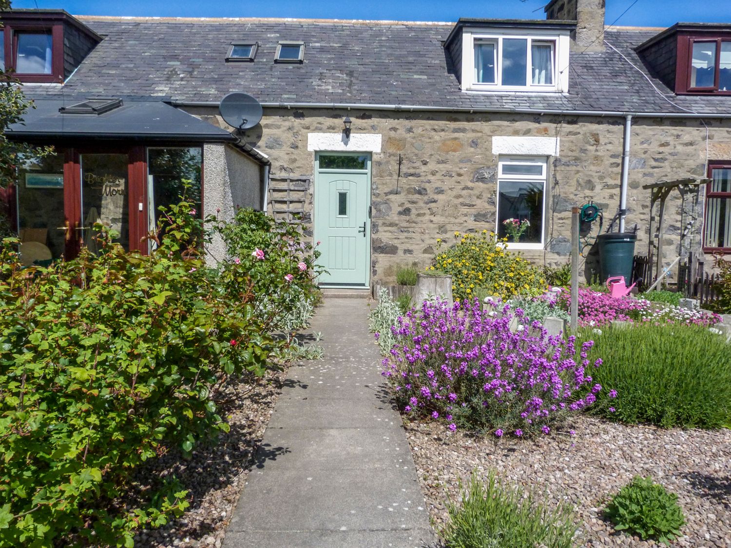 5 DISTILLERY COTTAGES, Scotland, Aberdeenshire, Banff, Inverboyndie