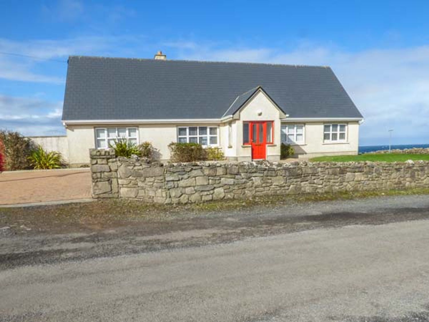Sunset Beach Cottage - County Sligo - 953231 - photo 1