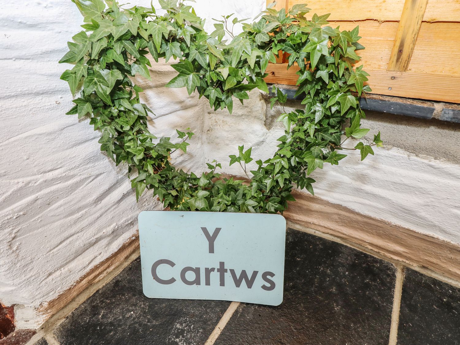 Y Cartws, Southern Wales