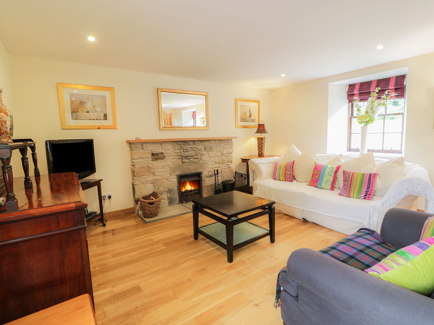 Burnside Cottage, Scotland