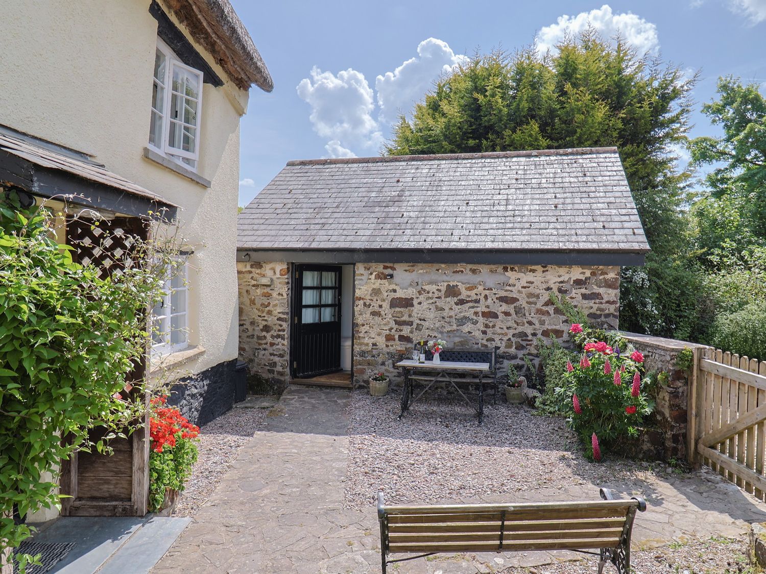 THE OLD WORKSHOP, England, Devon, Knowstone