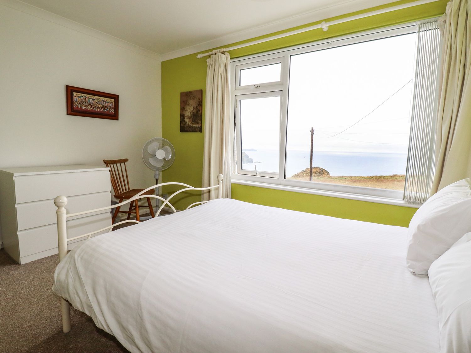 Spindrift Apartment 3, Porth