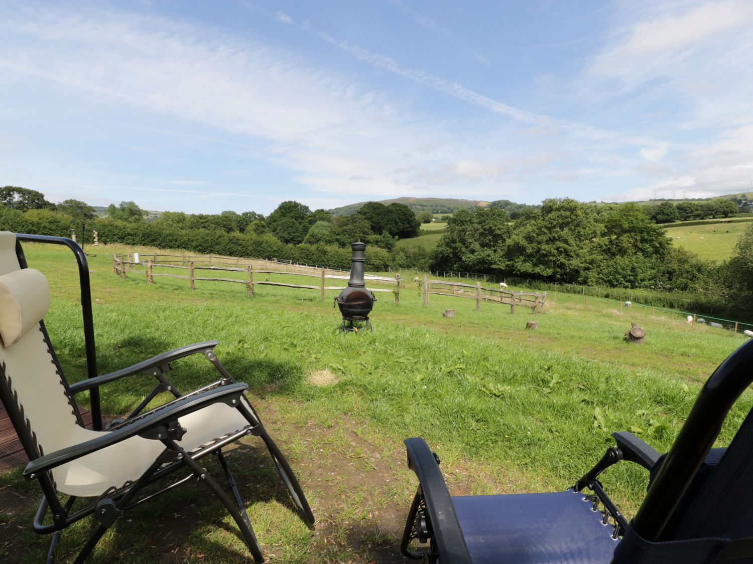 The Shire Hut, North Wales