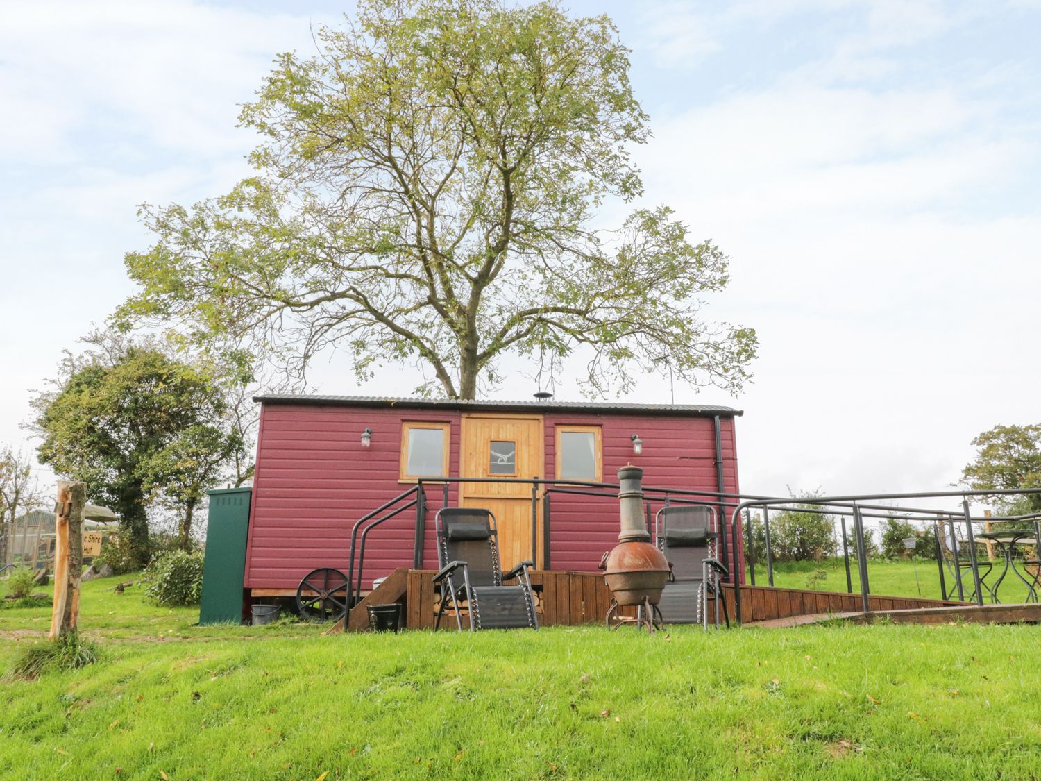 The Shire Hut, North Wales