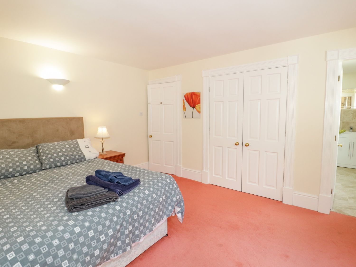 11 GLYN GARTH MEWS, Wales, North Wales, Island of Anglesey, Llandegfan