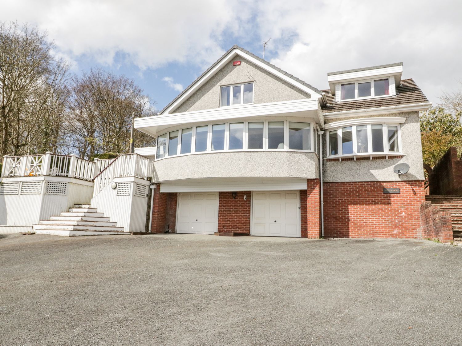 11 GLYN GARTH MEWS, Wales, North Wales, Island of Anglesey, Llandegfan