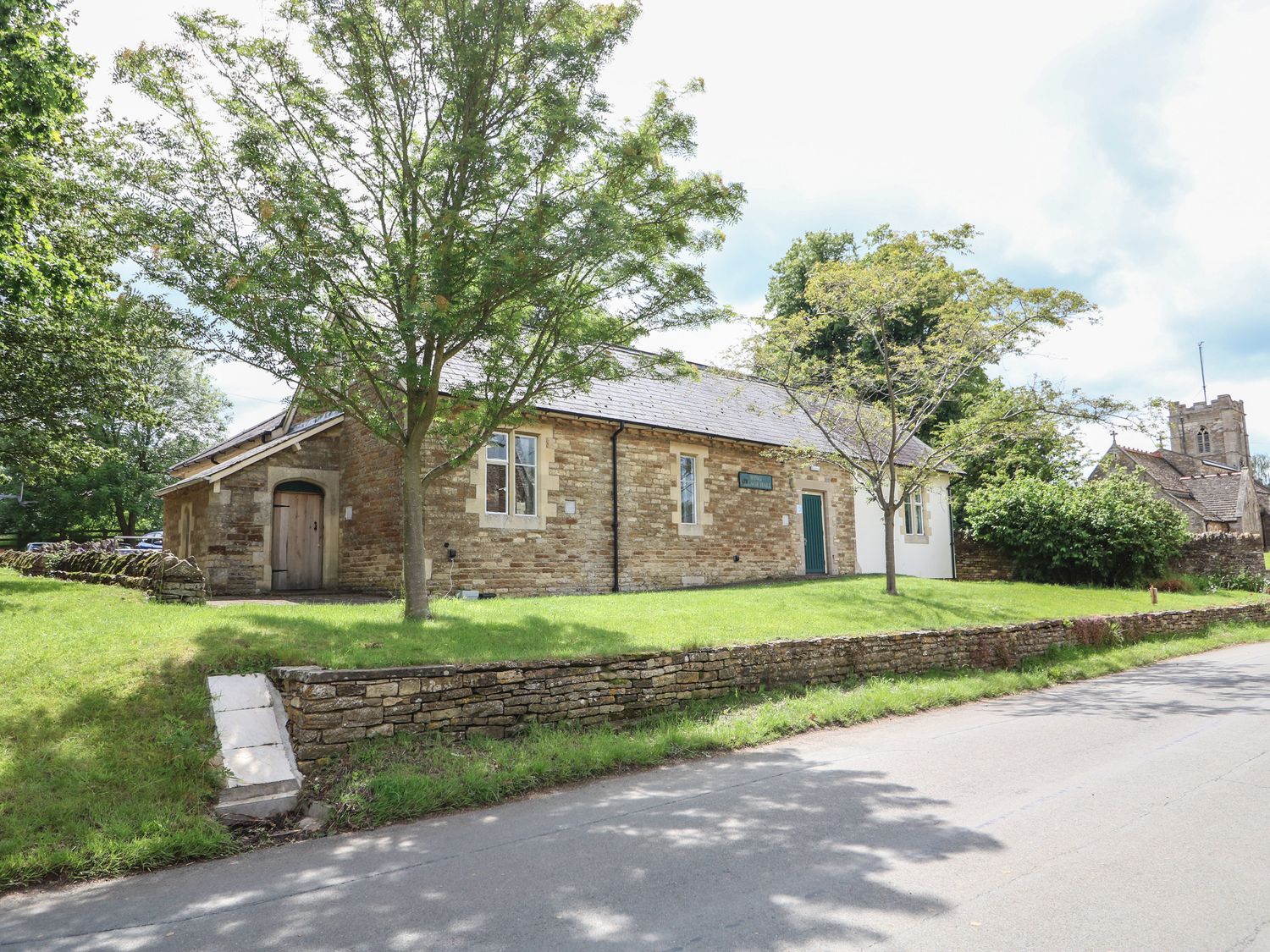 WREN COTTAGE, Uppingham