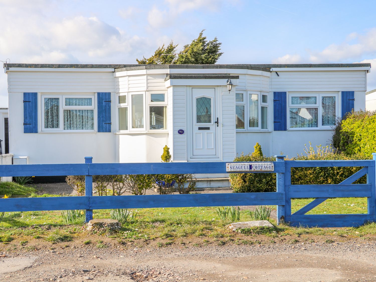 Seagull Cottage Pagham South Of England Self Catering Holiday Cottage