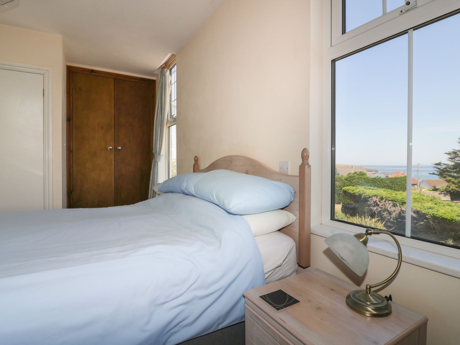 Yellow Sands Apartment 4, Cornwall