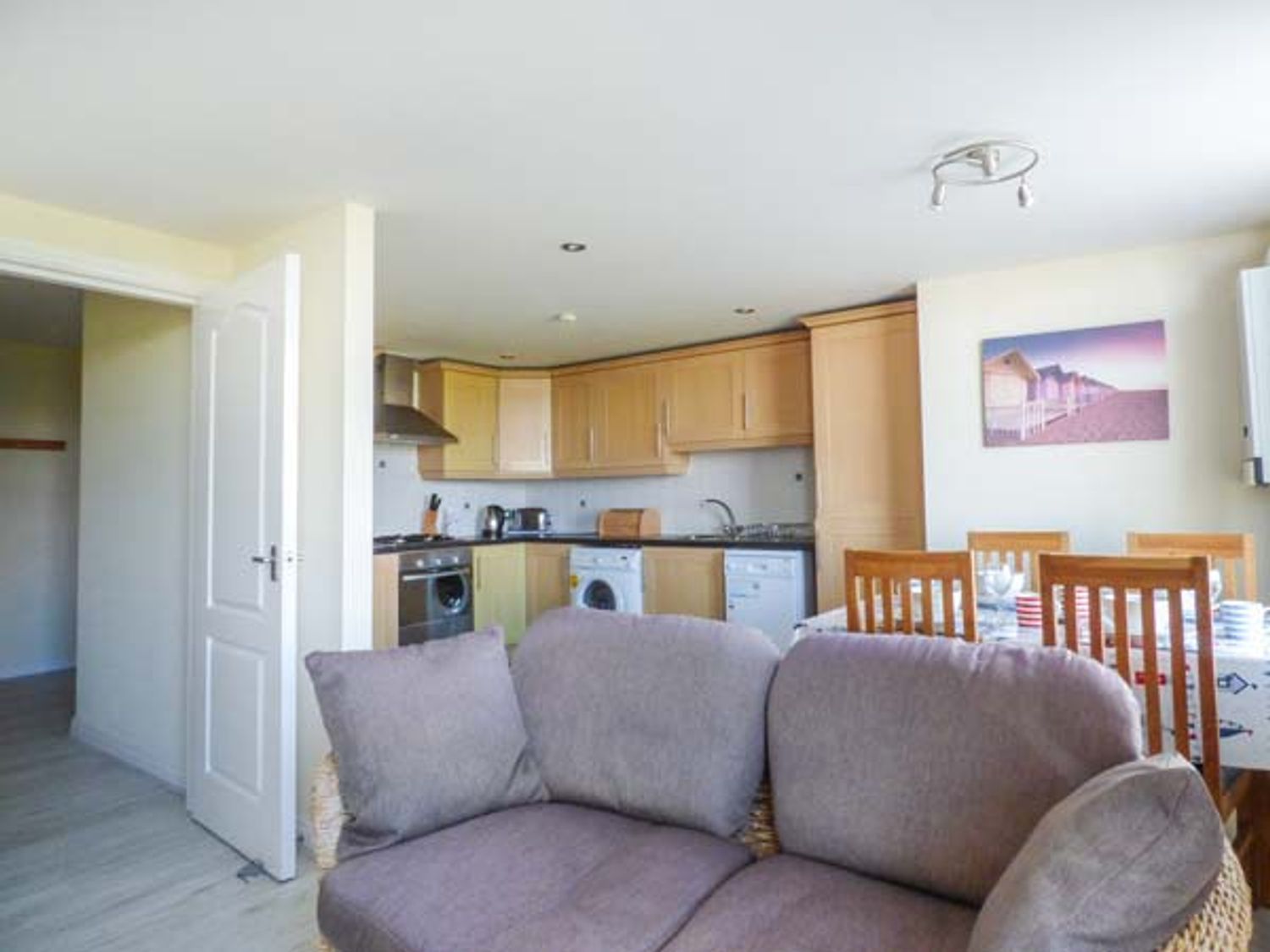 FLAT 6, Wales, North Wales, Island of Anglesey, Trearddur Bay