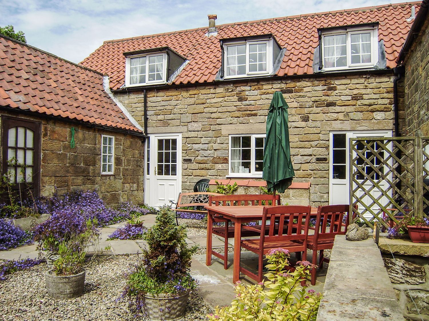 Smugglers Rock Cottage Ravenscar North York Moors And Coast Self