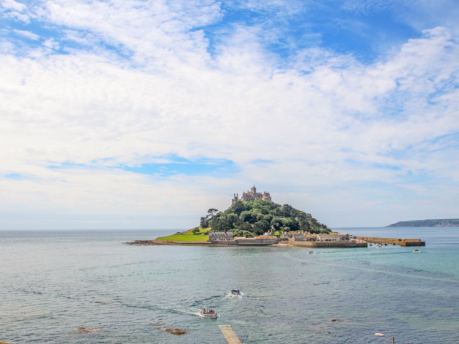 Castle View Apartment, Cornwall