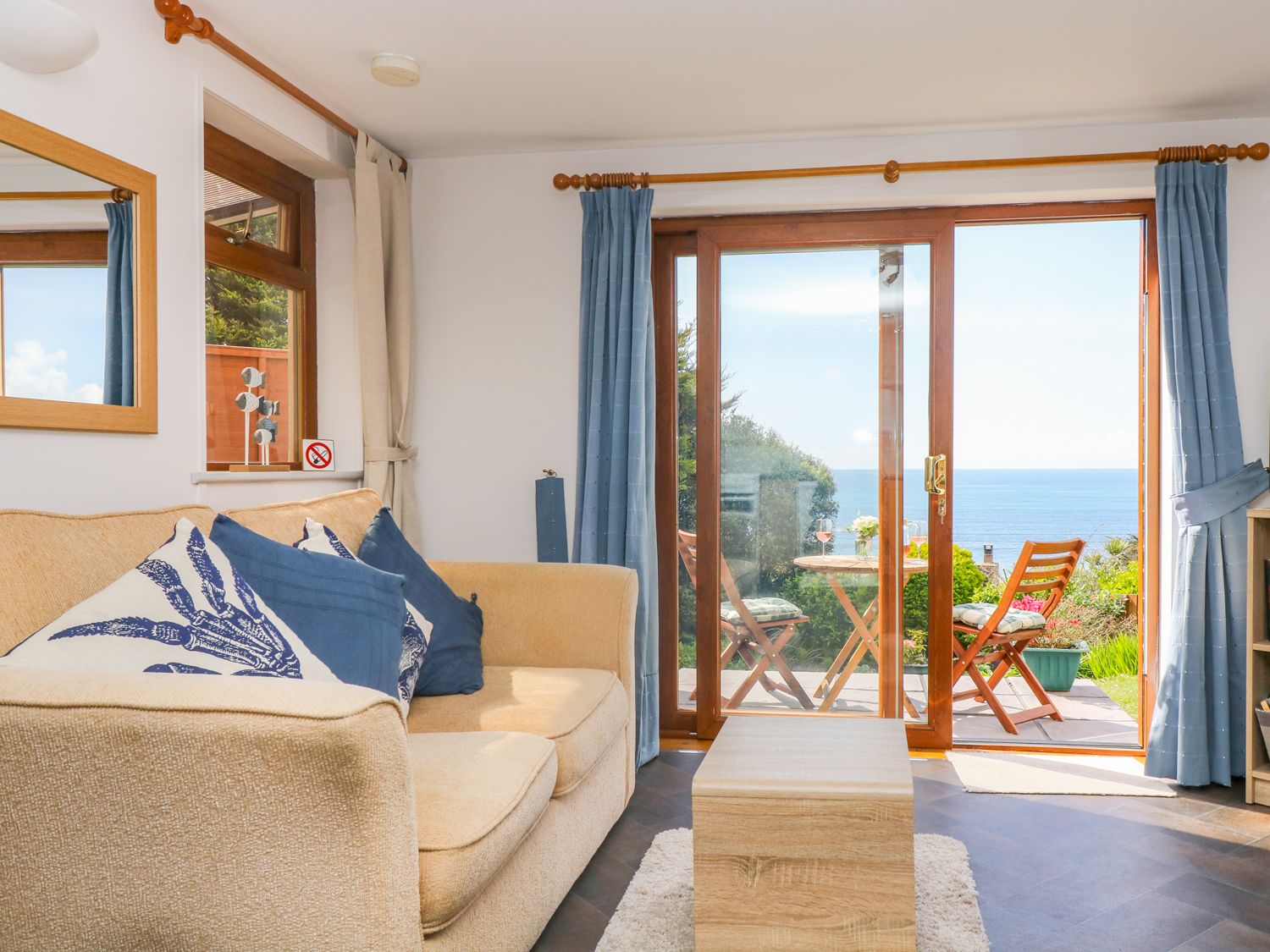 Castle View Apartment, Cornwall