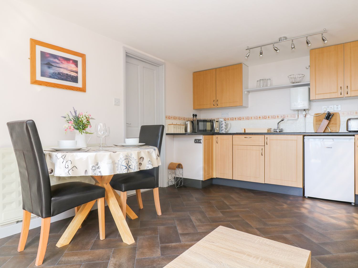 Castle View Apartment, Cornwall