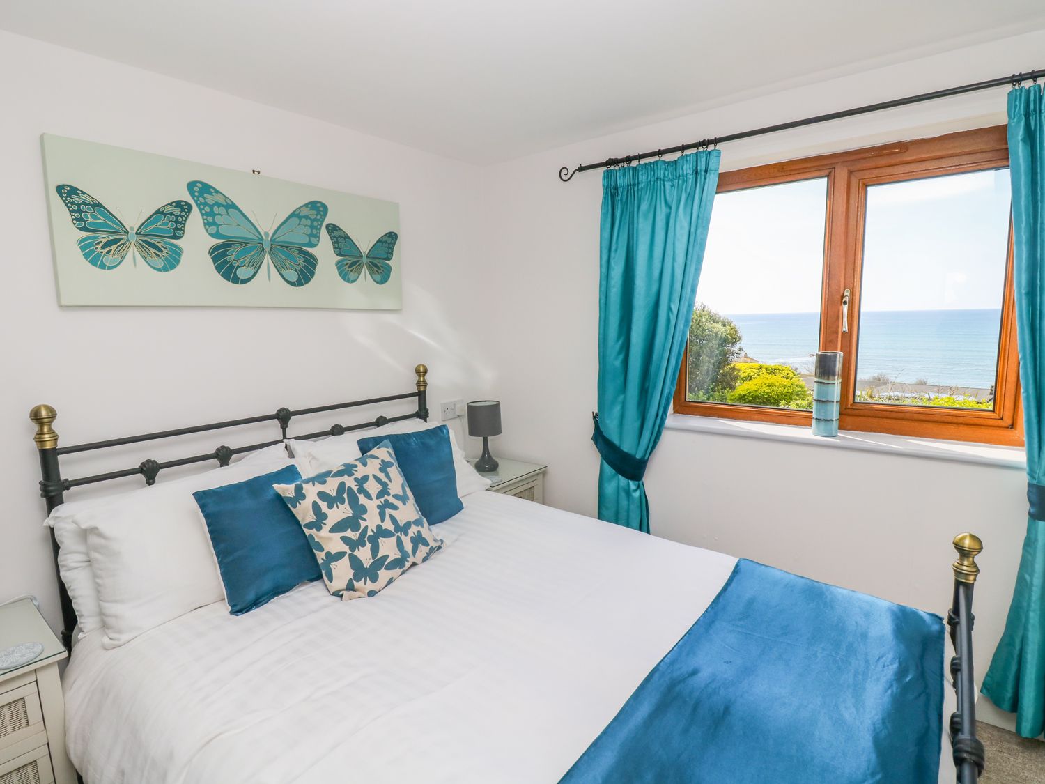 Castle View Apartment, Cornwall