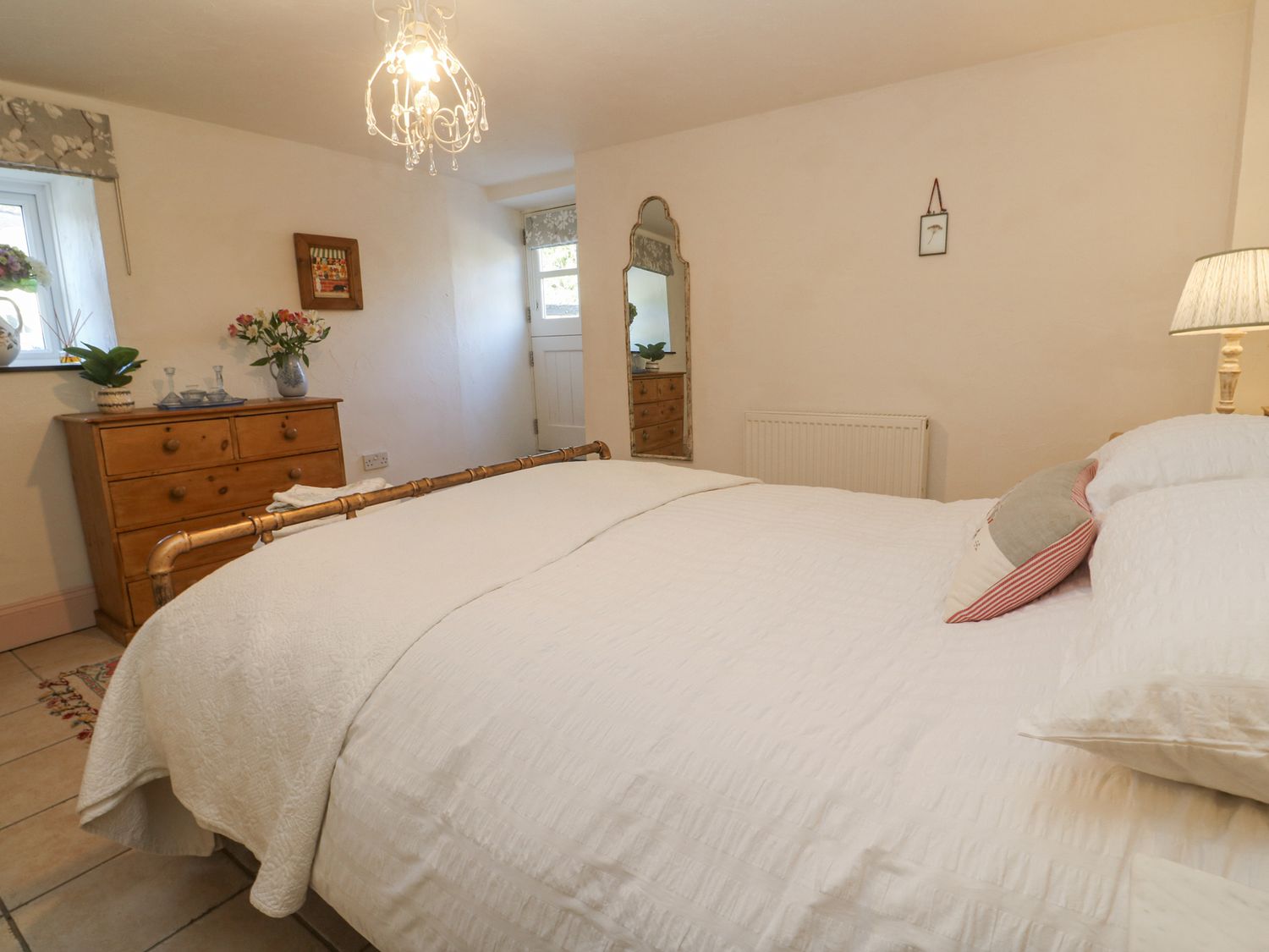 Trevoole Barn, Praze An Beeble