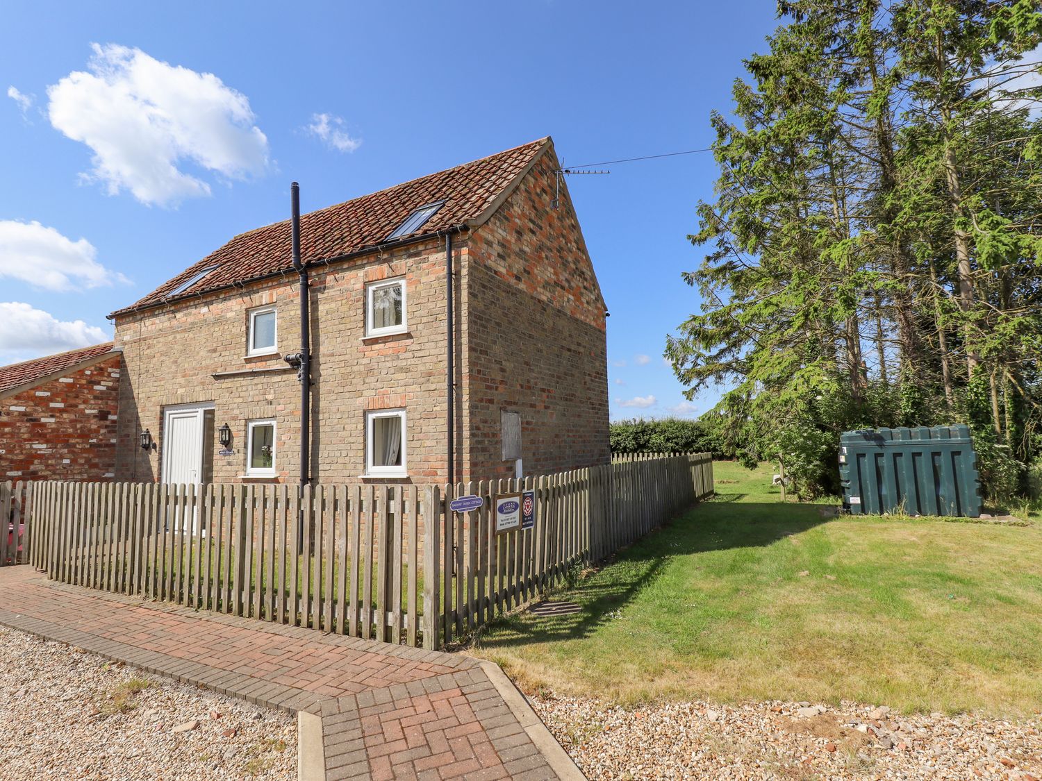 Holly Cottage, Lincolnshire