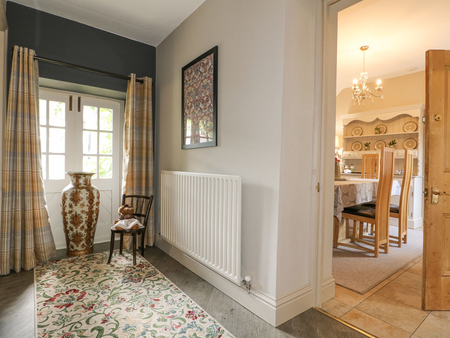 The Creamery in Wychnor, Alrewas, Staffordshire. Countryside. Barbecue. Smart TV. Woodburning stove.
