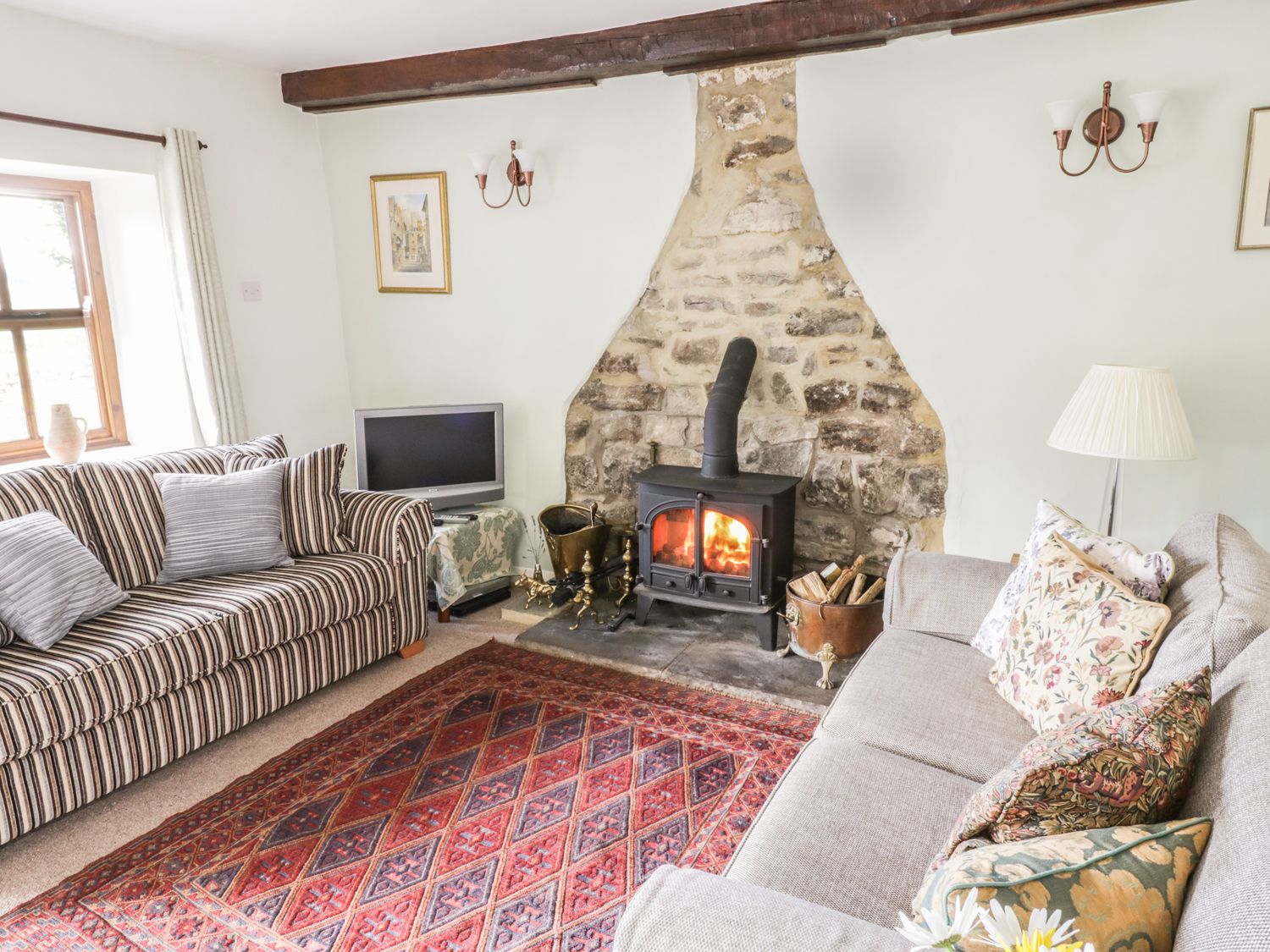 Barn Cottage ( Ref 966542 ) Newbiggin-in-Bishopdale - Rent Newbiggin self catering accommodation North Yorkshire
