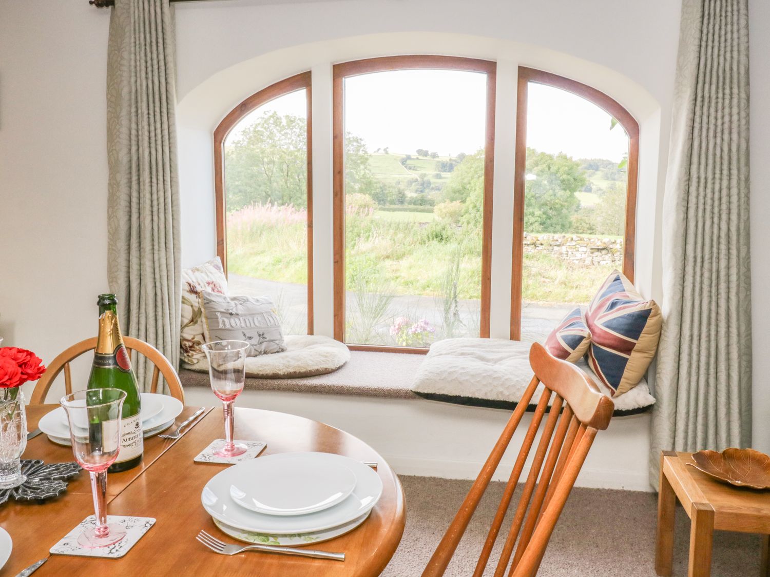 Barn Cottage ( Ref 966542 ) Newbiggin-in-Bishopdale Holiday property - Self catering accommodation near Aysgarth North Yorkshire