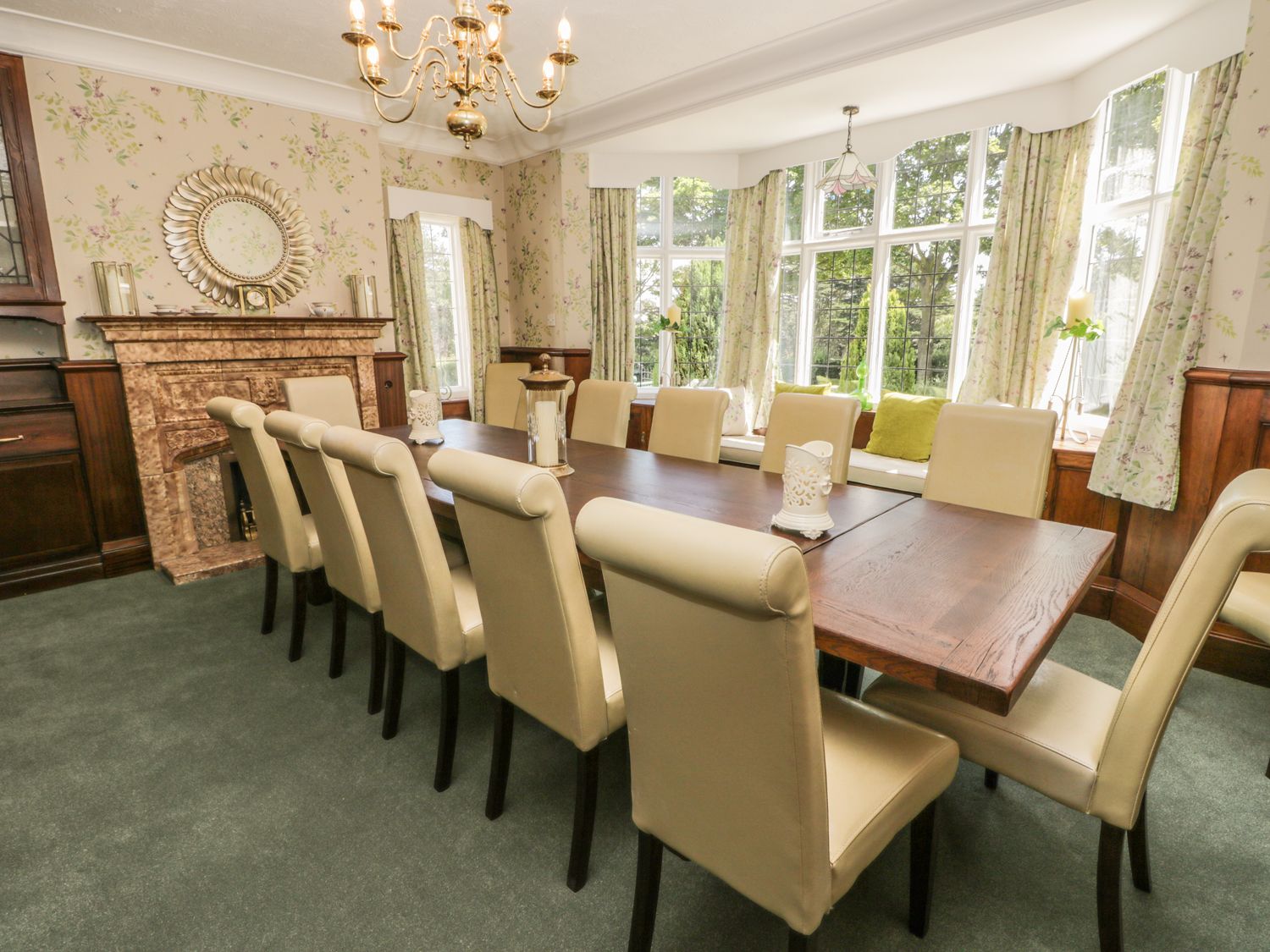 Green Tor Holiday Cottage in Scarborough ( Ref 967514 ) Holiday home in Scarborough for 14 guests