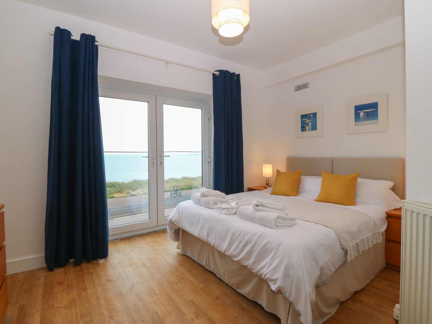 6 West End Point, Pwllheli