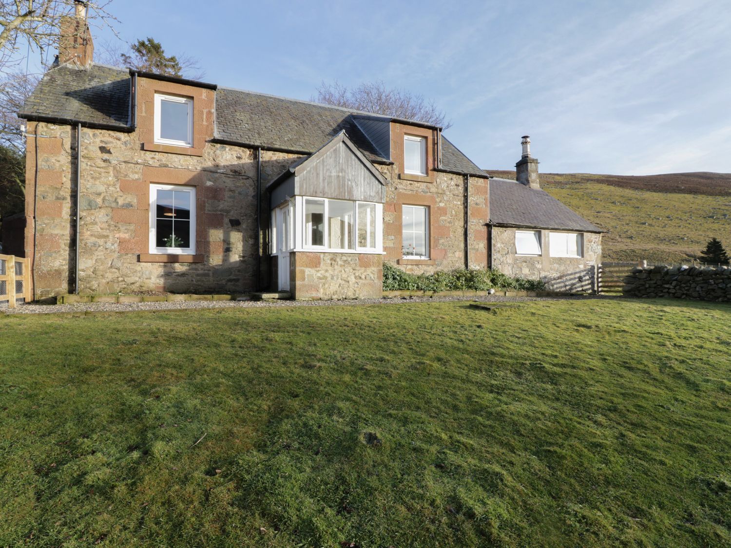 White Hillock Farm House, Angus Angus Scotland Cottages For