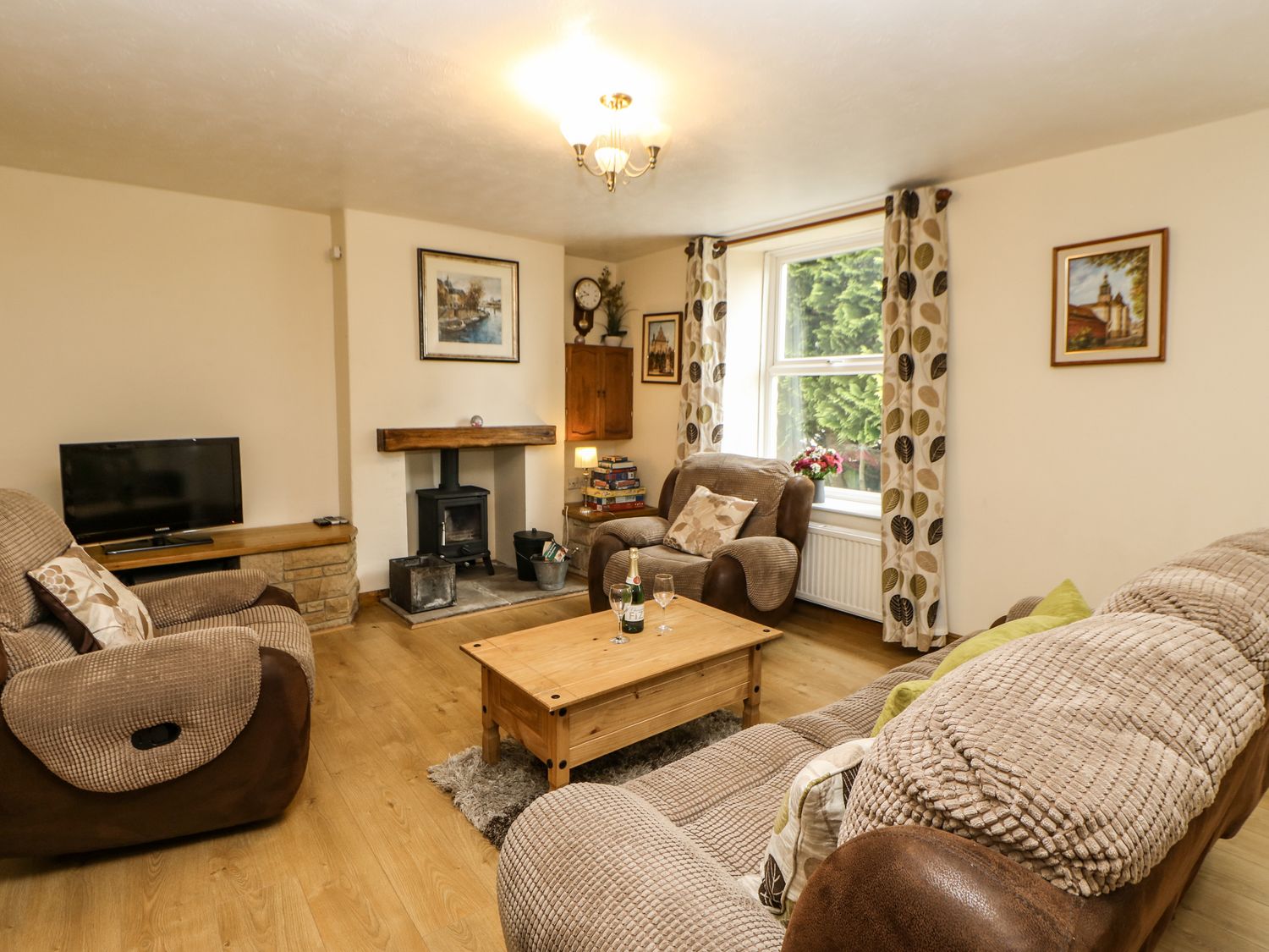 1 Victoria Cottages, Barnard Castle Durham England Cottages For