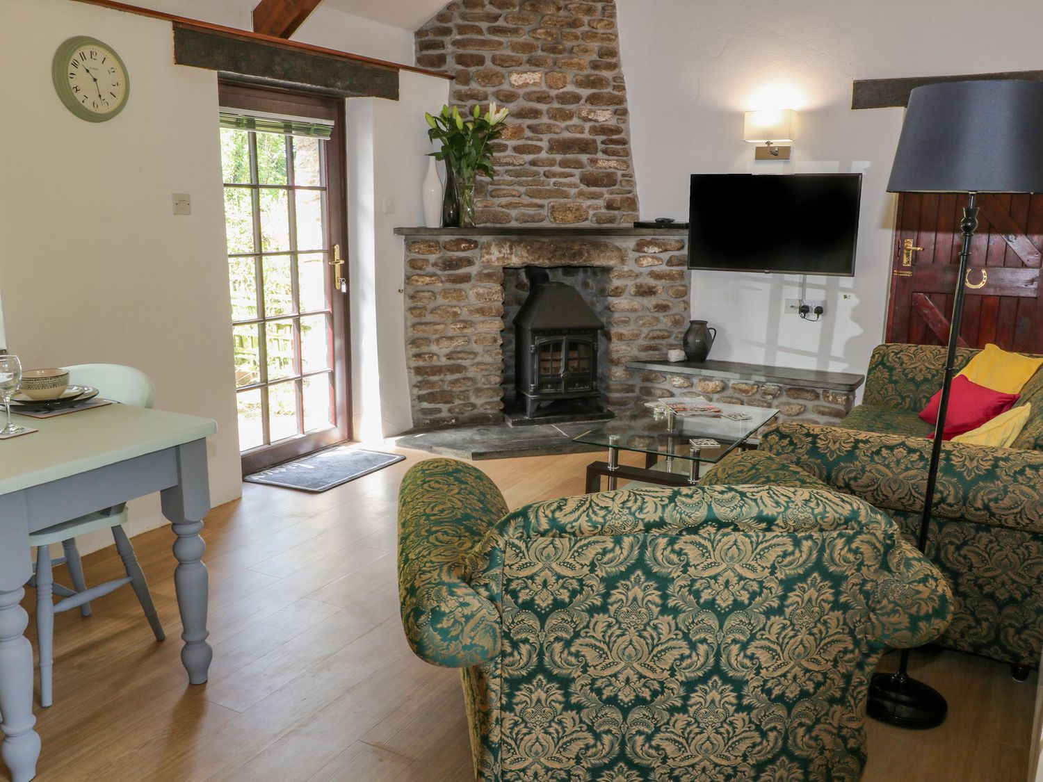 Batty's Hangout, Camelford