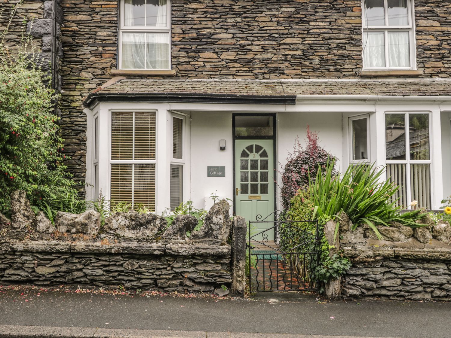 Lamb Cottage Bownessonwindermere Windermere The
