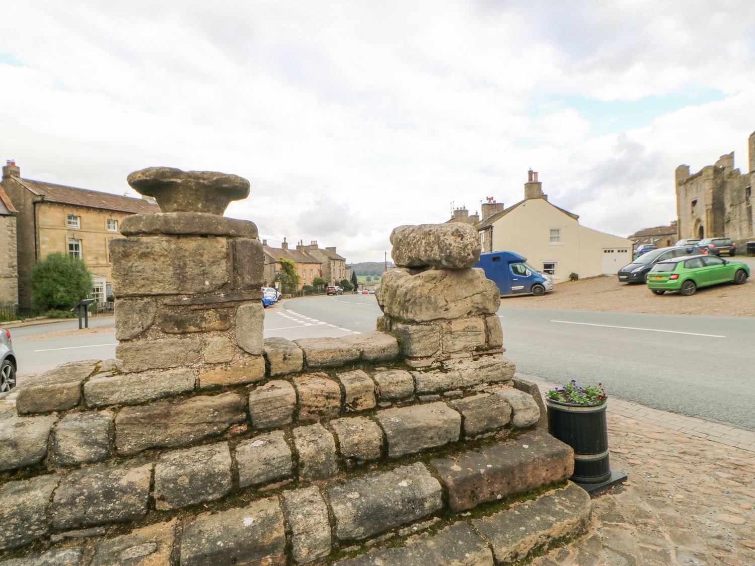 In & Out Cottage, Middleham