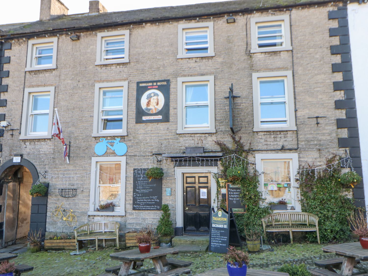 In & Out Cottage, Middleham