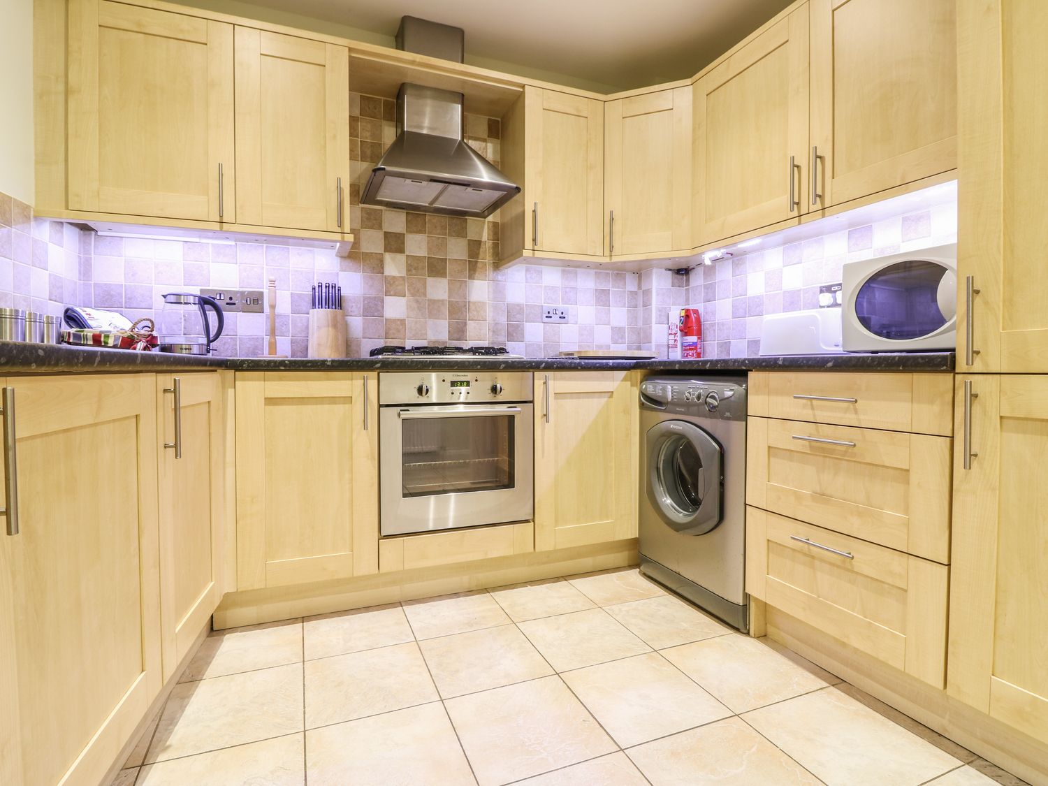 4 Old Mill Court, Brixham