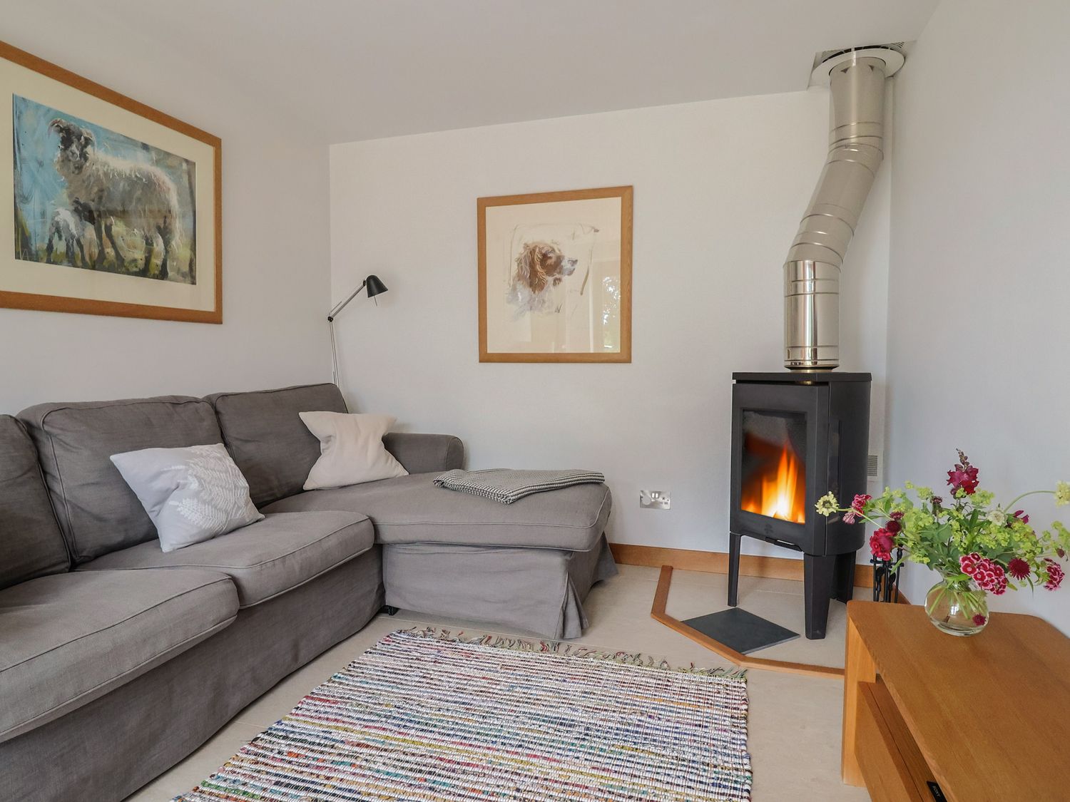 The Old Log Shed, Honiton