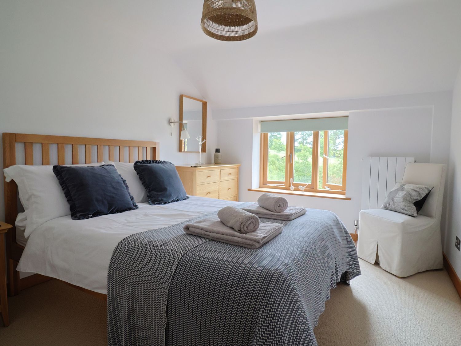 The Old Log Shed, Honiton