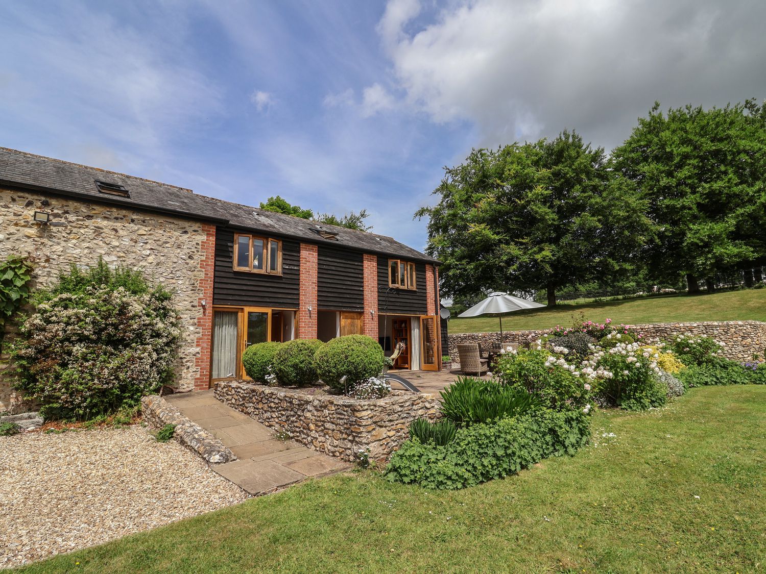 The Old Log Shed, Honiton