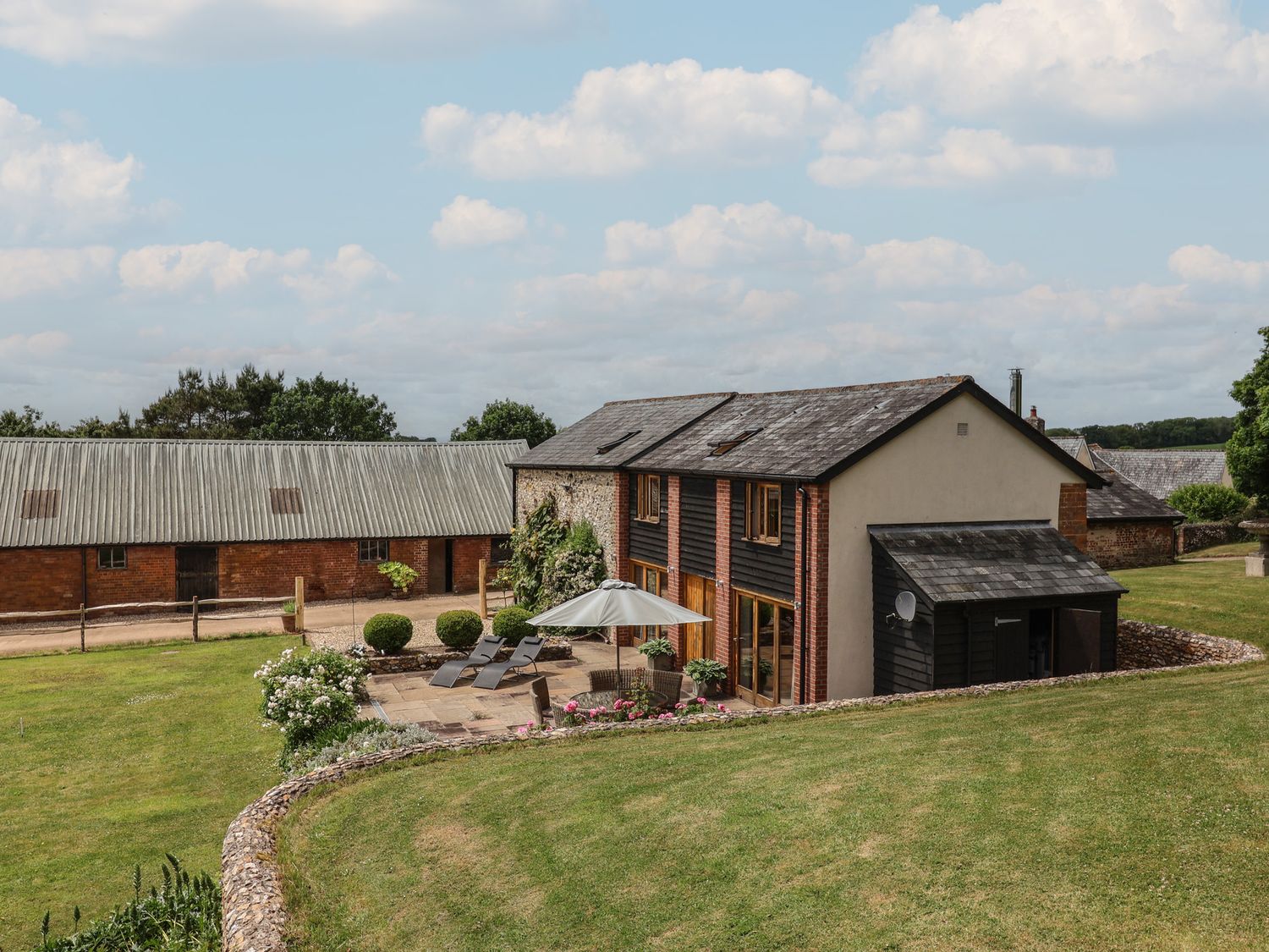 The Old Log Shed, Honiton