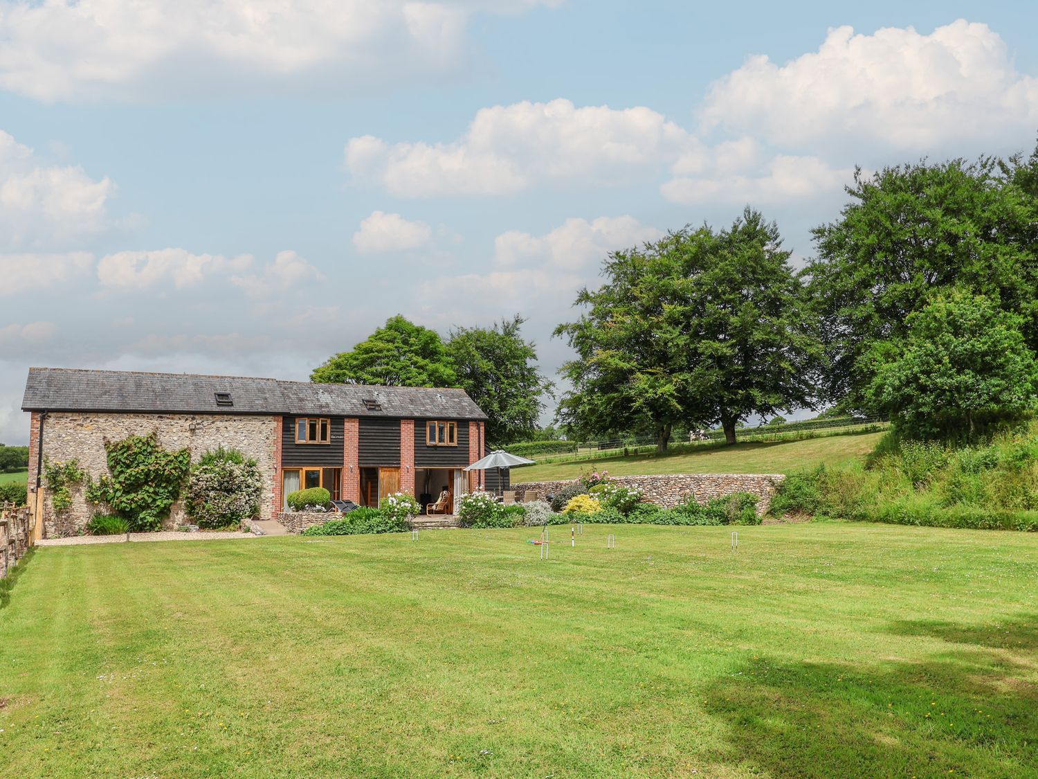 The Old Log Shed, Honiton