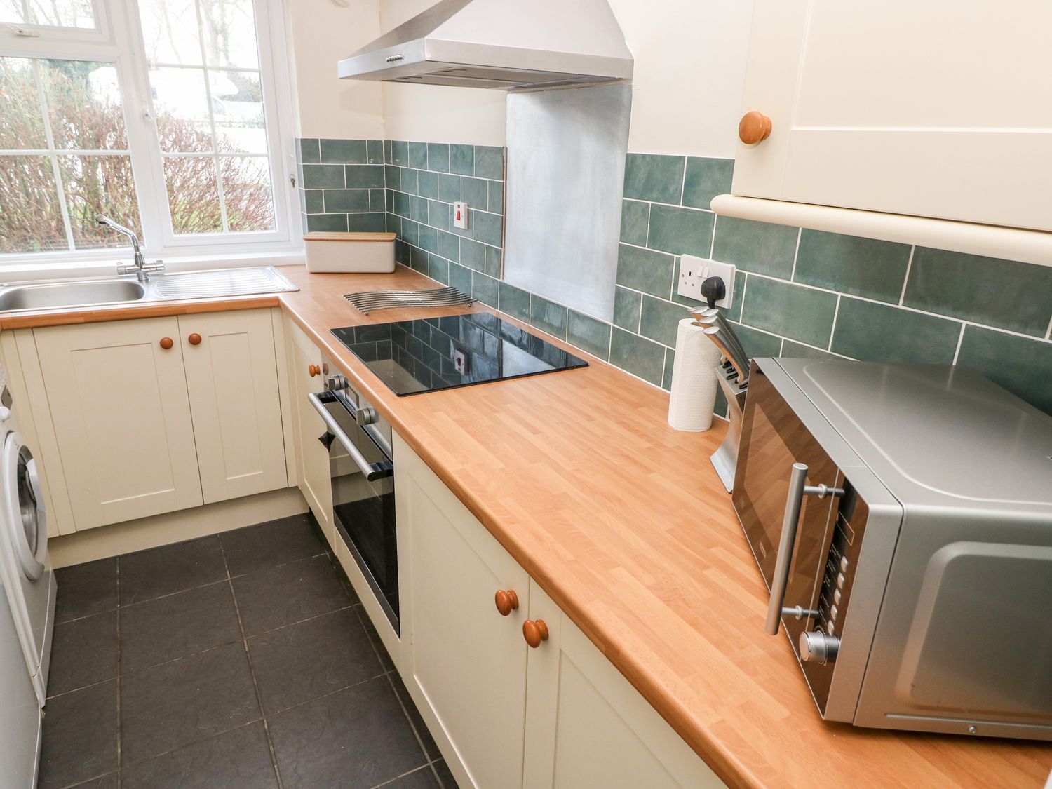 4 Hanbury Lodge, Pentlepoir