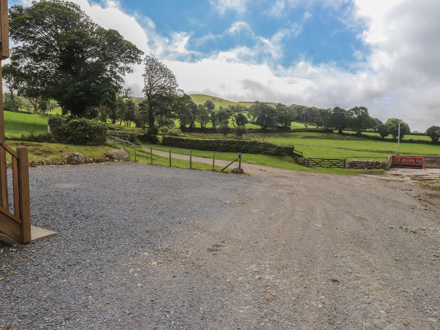 Coetsiws, North Wales