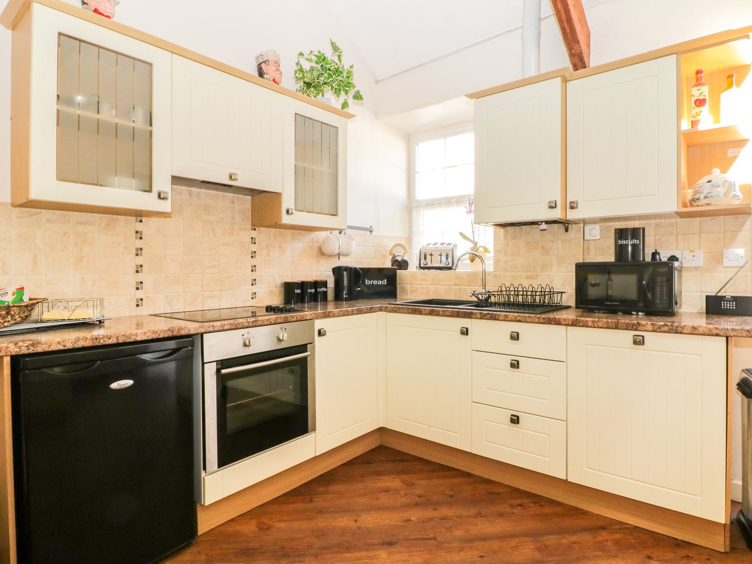 The Farm Cottage @ The Stables, Groeslon