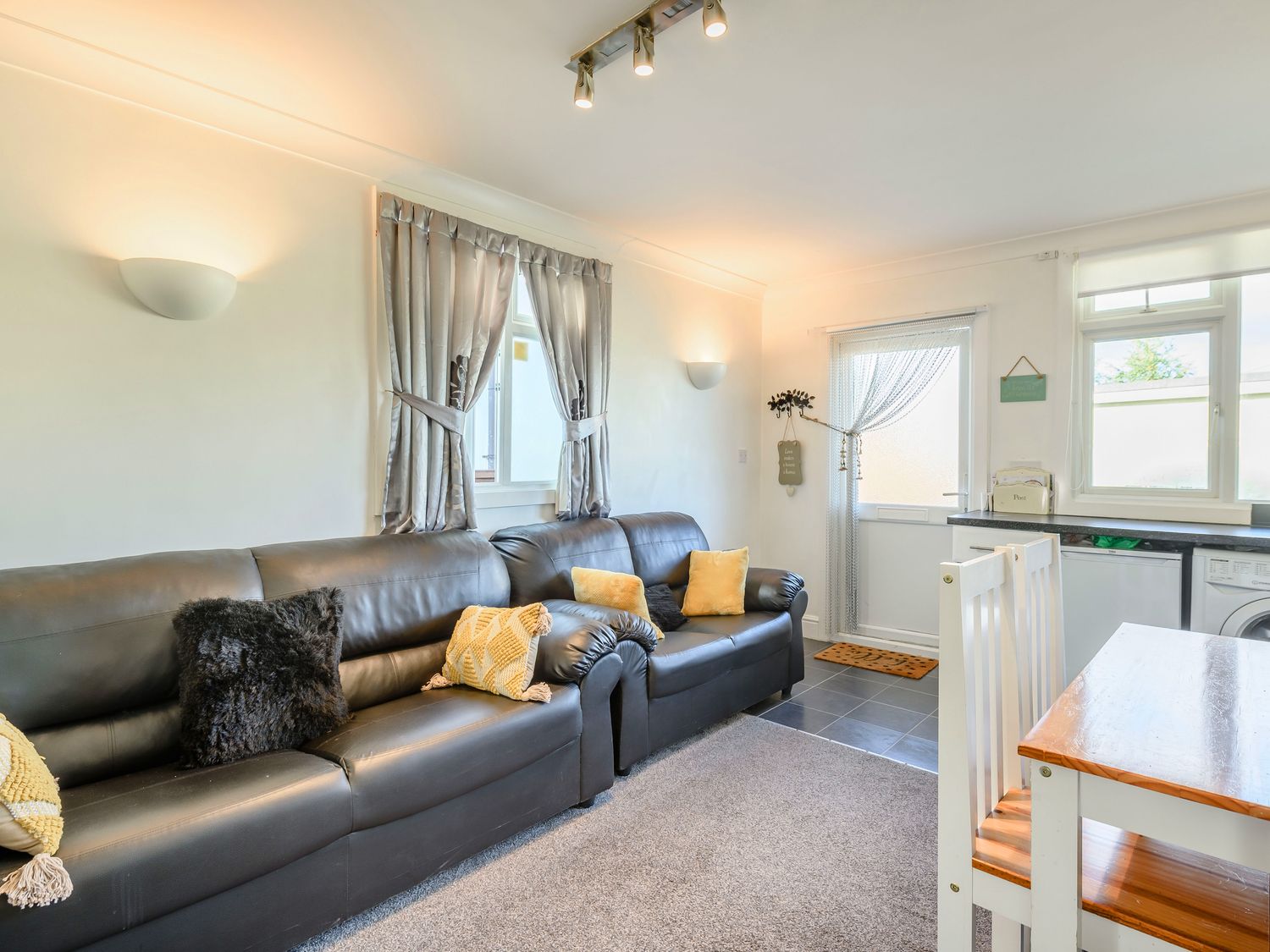 Resthaven, Dovercourt