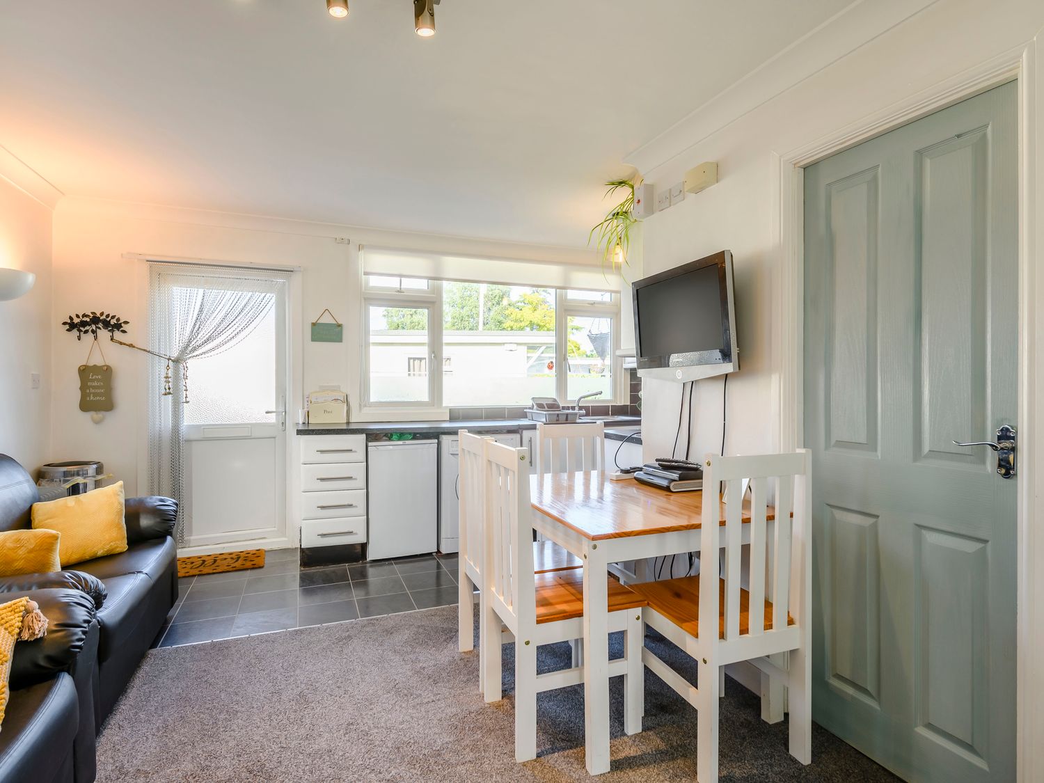 Resthaven, Dovercourt