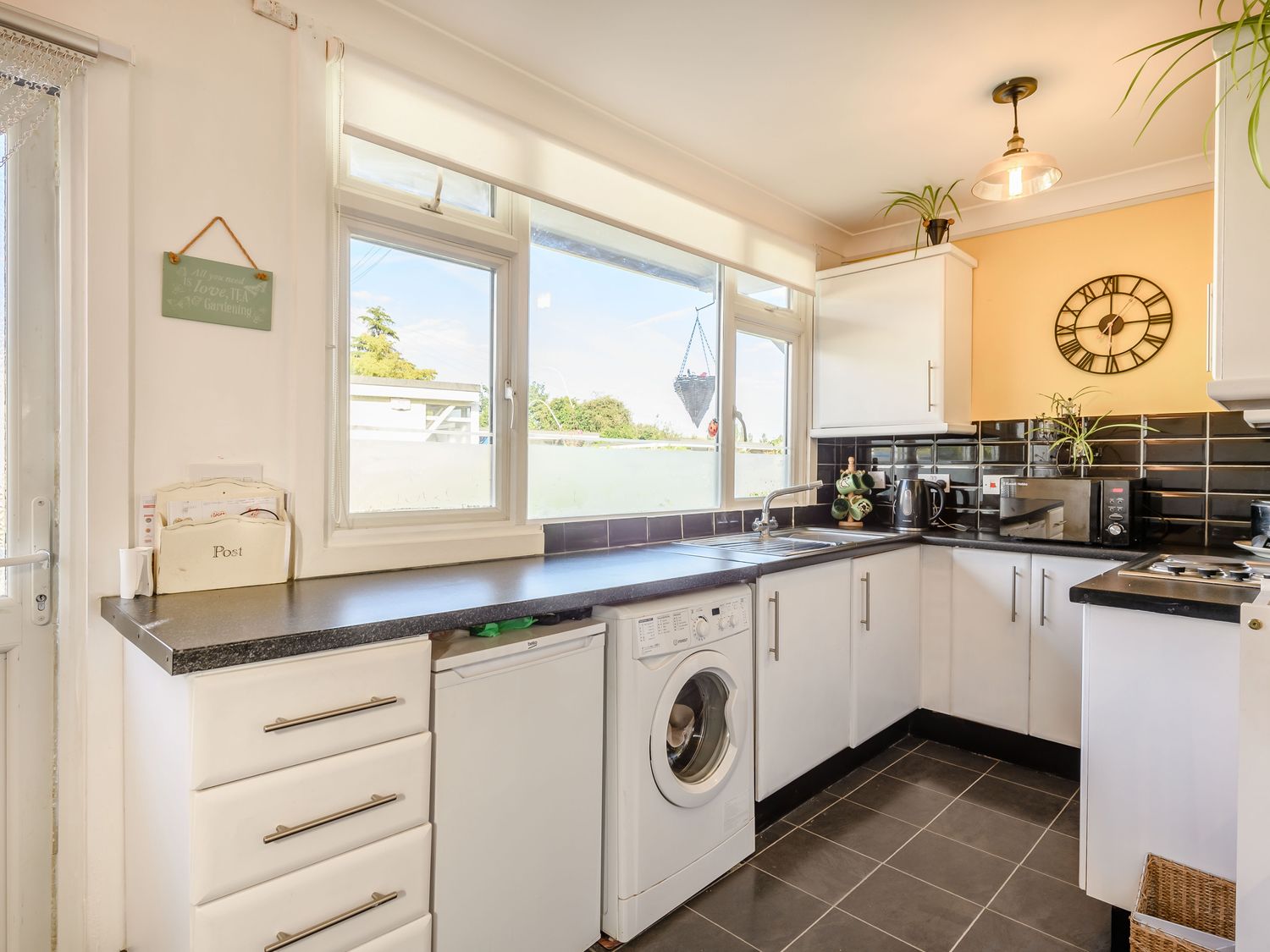 Resthaven, Dovercourt